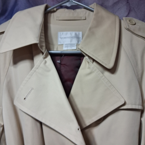 Worthington Khaki Pearl Beige Lightweight Trench Coat Belted M $160 NWT - Picture 3 of 12